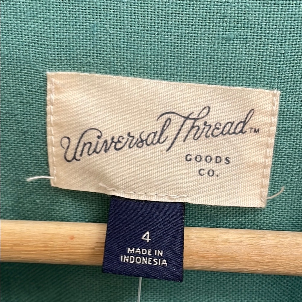 Universal Thread Green Jumpsuit - Picture 2 of 8